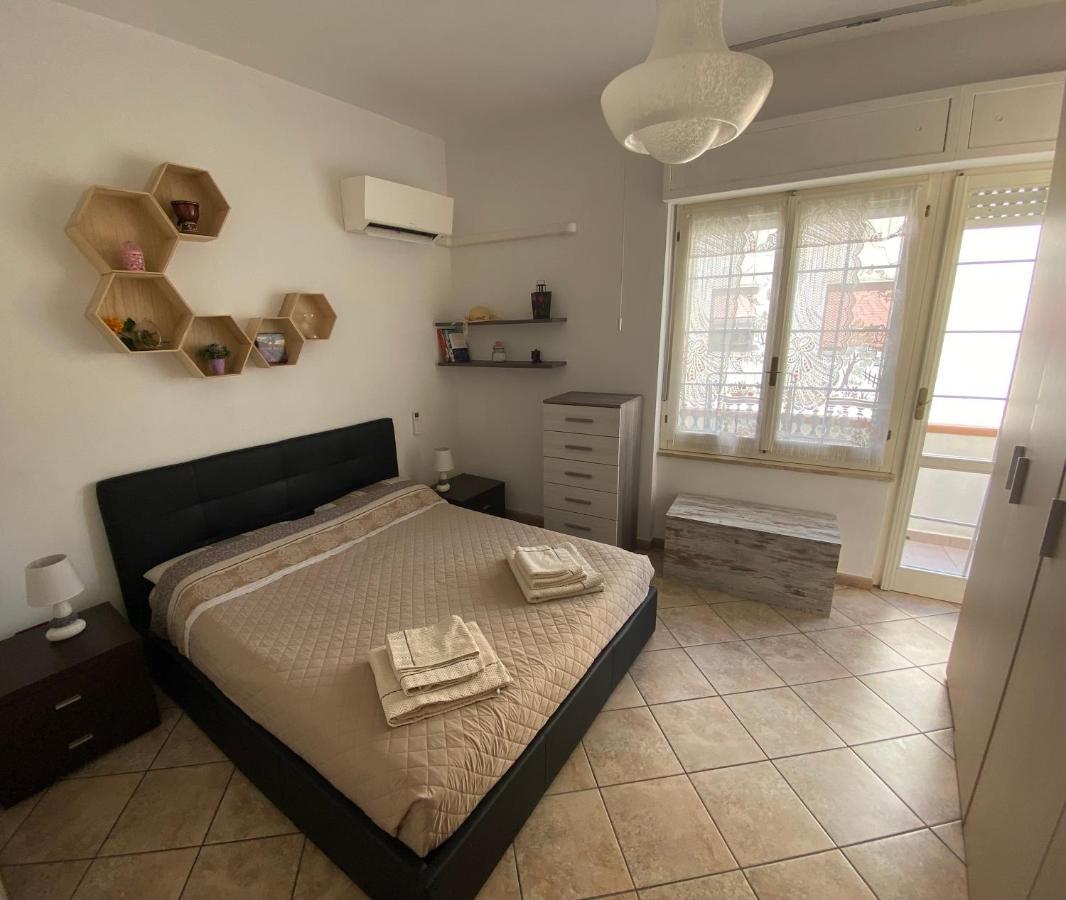 Lovely Sardinia Apartment Porto Torres Exterior photo